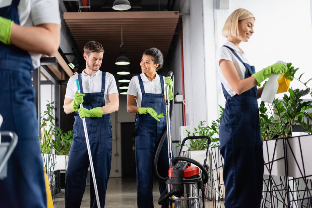 How to prepare your home for cleaners